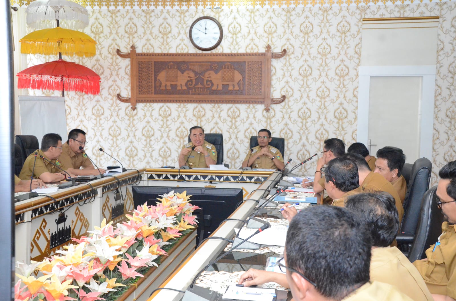 Hari Pertama Kerja Bupati Tanggamus Sertijab dengan PJ Bupati Tanggamus, Bertempat di Ruang Rapat Utama Setdakab Tanggamus, Kamis tanggal 06 Maret 2025