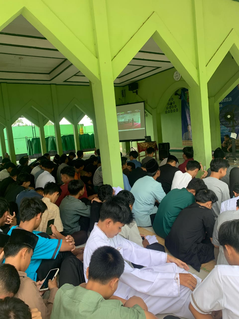 PESANTREN KILAT RAMADHAN SMAN 5 METRO