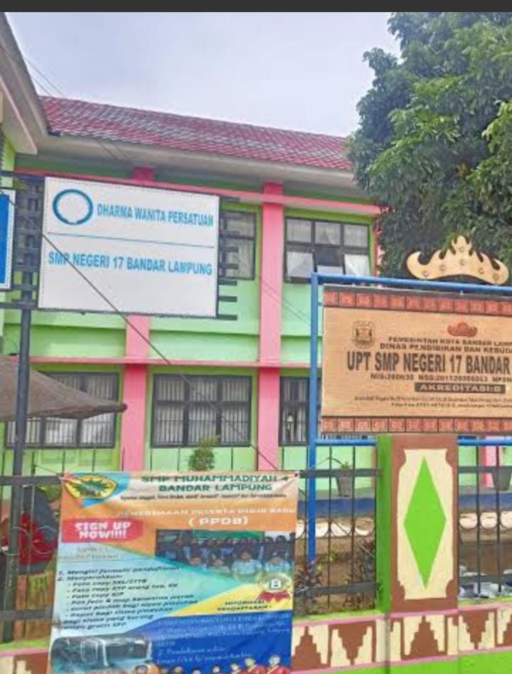 PERAN KEPALA SEKOLAH SMAN 17 BANDAR LAMPUNG DALAM MENCIPTAKAN DAN MEMELIHARA DISIPLIN SEKOLAH