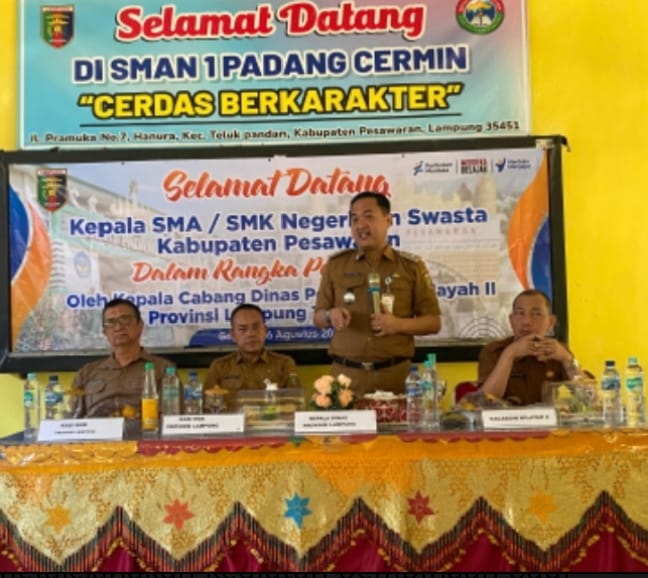 Kadisdikbud Lampung Tekankan Integritas dan Kepemimpinan Kepala Sekolah di Pesawaran