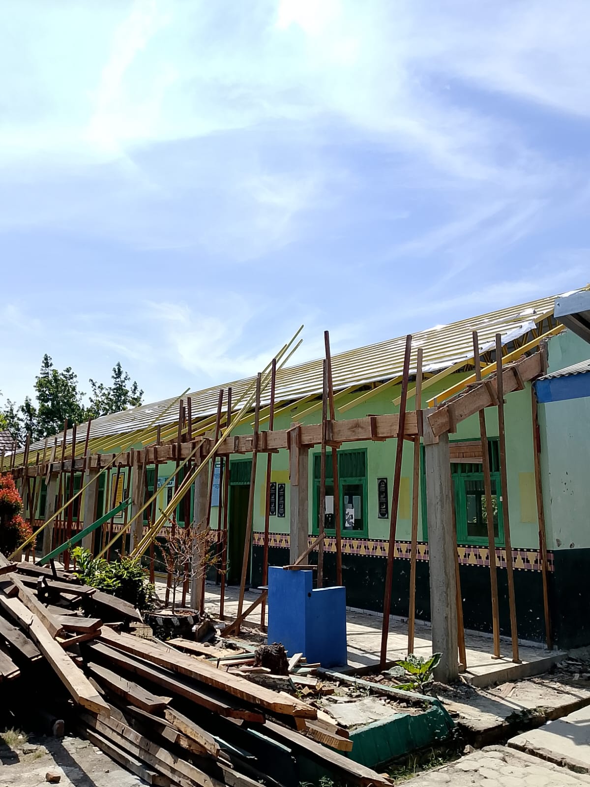 PROYEK REHAB GEDUNG SDN 2 PURWODADI, KABUPATEN LAMPUNG TENGAH, PROVINSI LAMPUNG TANPA PLANG PROYEK
