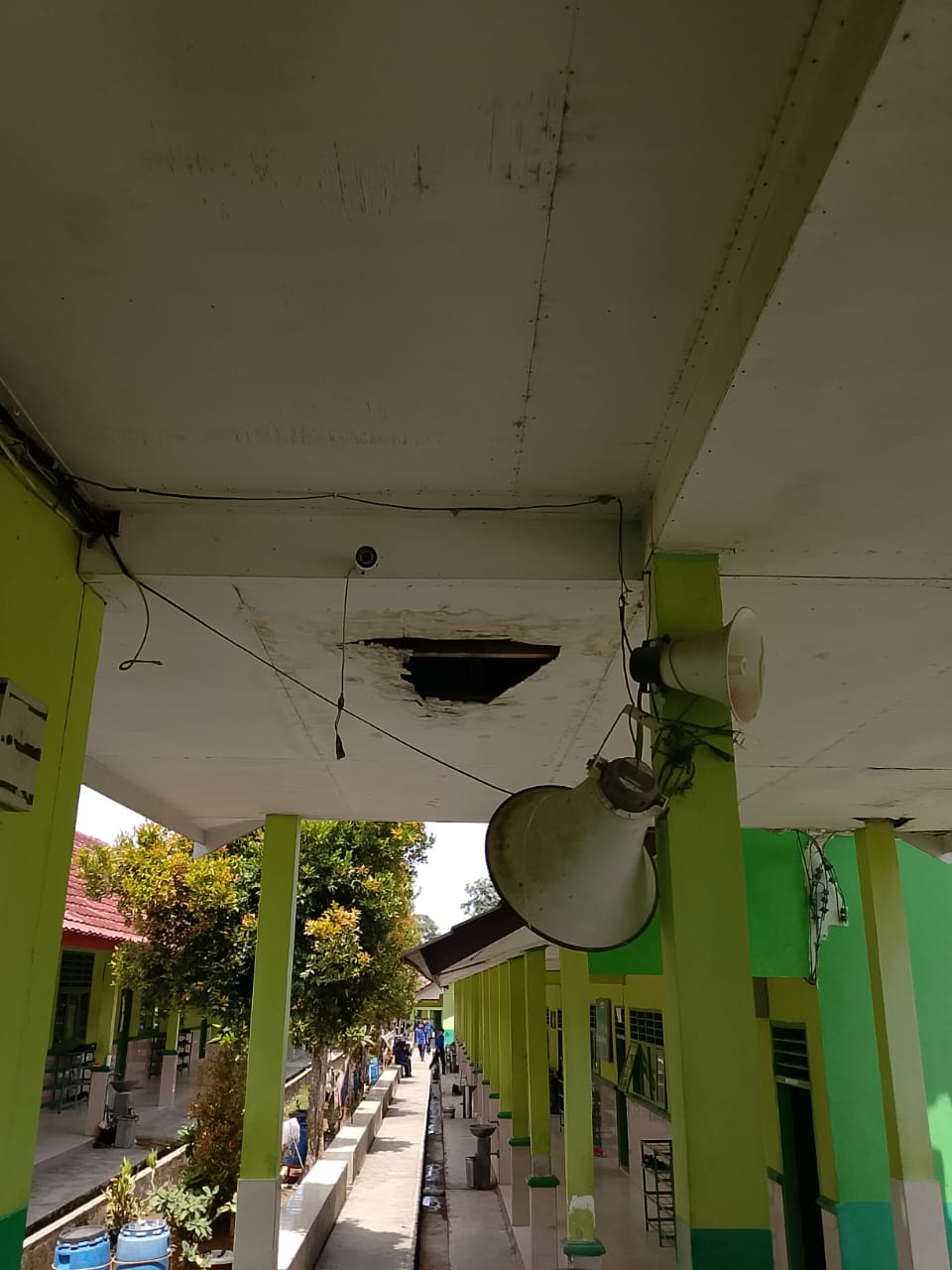 DANA BOS TAHUN 2024 DI SMAN 1 TRIMURJO, KABUPATEN LAMPUNG TENGAH, PROVINSI LAMPUNG, DIDUGA DIMARK-UP KEPALA SEKOLAH DENGAN TOTAL ANGGARAN TAHUN 2024 MENCAPAI RP 887.320.000